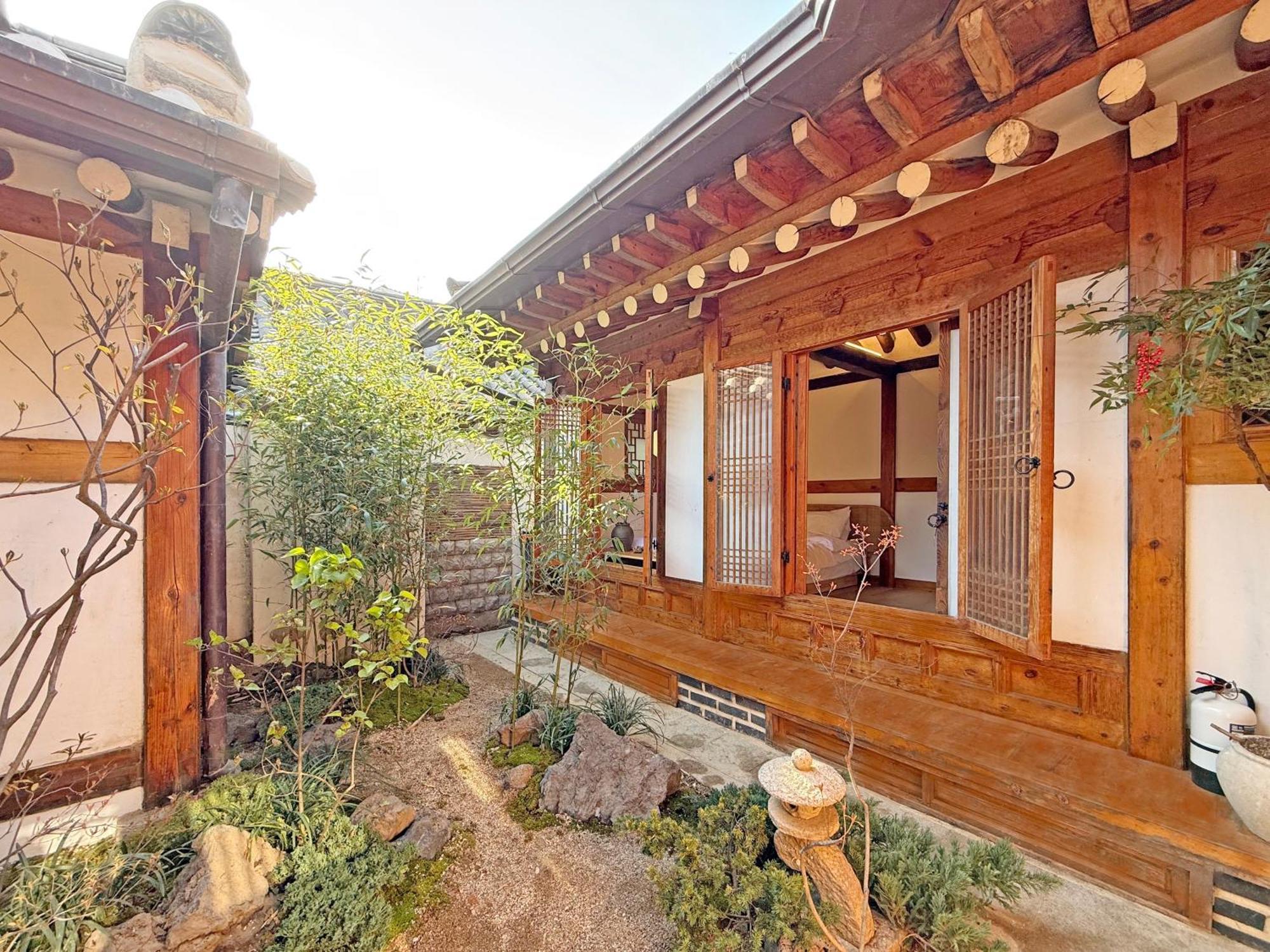 Hanok J'nor * Seoul