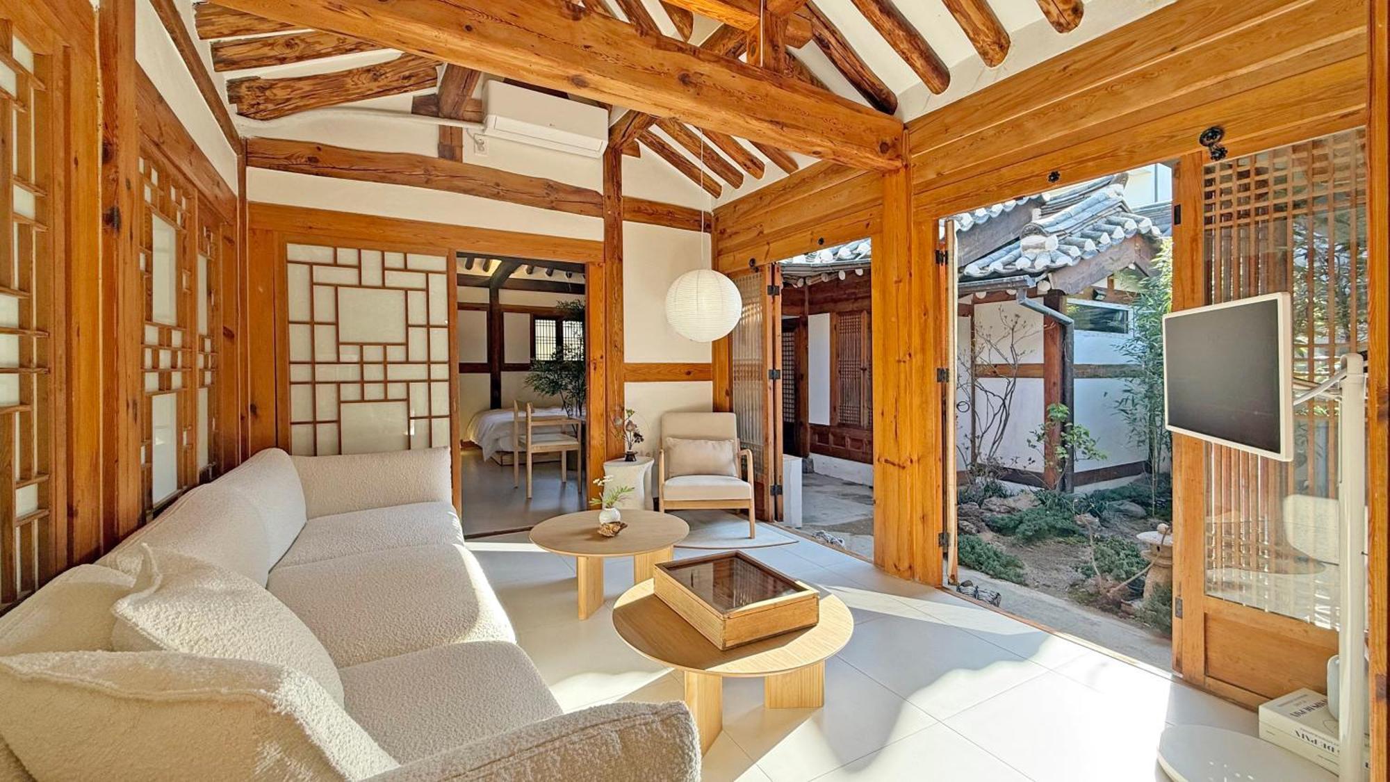Hanok J'nor * Seoul